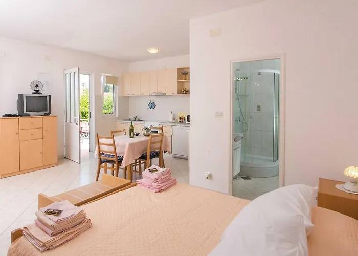 Apartament Miljan Popovic - With Terrace