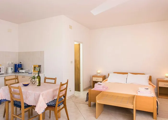 Miljan Popovic - With Terrace Apartament Cavtat